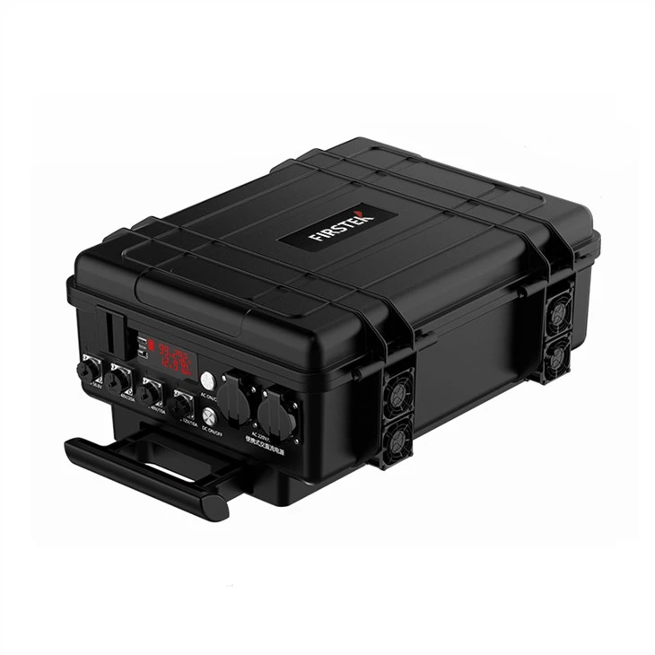 25.6V 100AH ​​LiFePO4 преносима електроцентрала